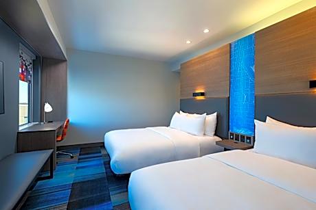 Aloft, Guest room, 2 Queen
