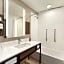 Hilton Garden Inn Seattle Airport