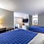 Freer Executive Inn & Studios by OYO