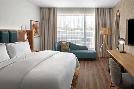 King Room - Hearing Accessible