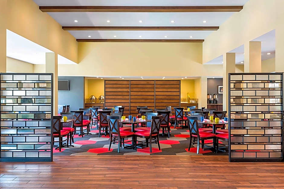 Four Points by Sheraton Buffalo Grove