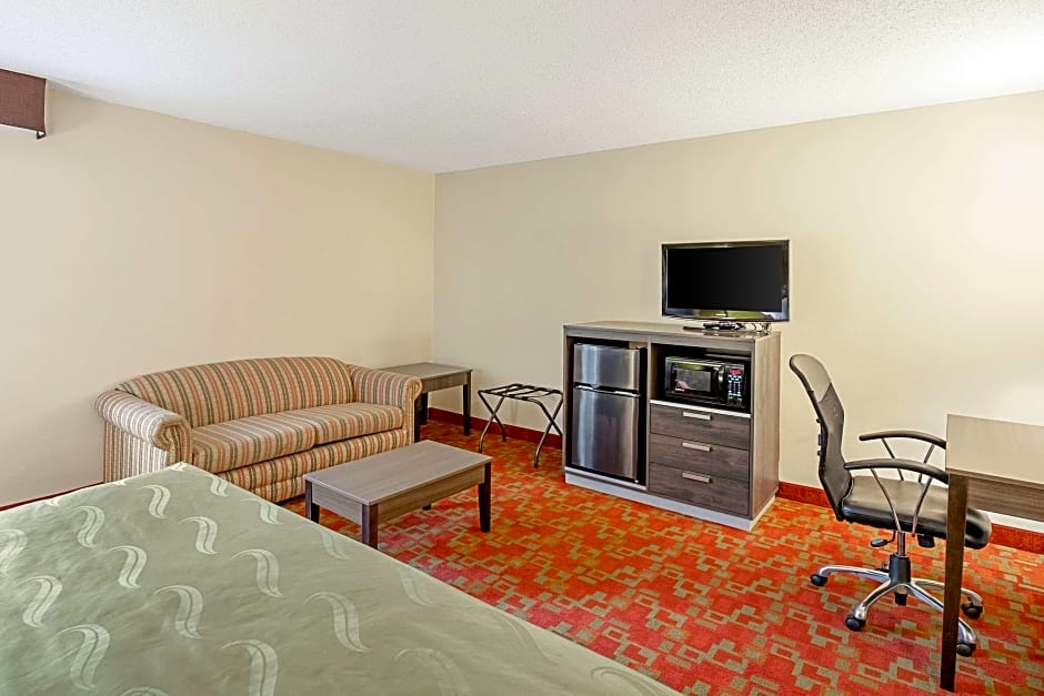Quality Inn Milwaukee Route 45