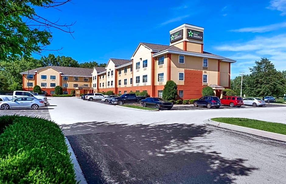 Sonesta Simply Suites Lansing