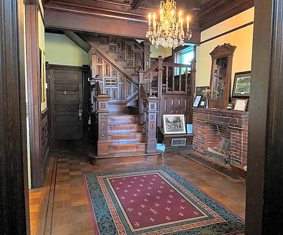 The Queen Anne Inn