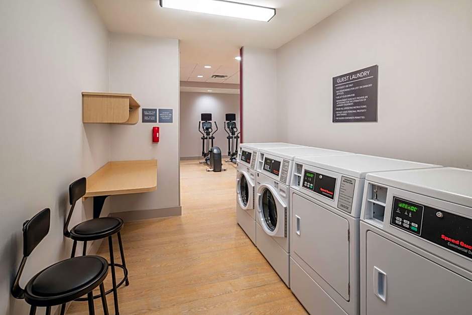Home2 Suites by Hilton Brunswick, GA