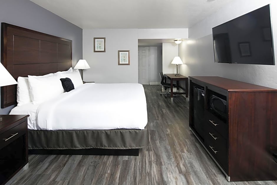 Red Lion Inn & Suites Tucson Downtown