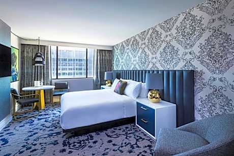 Classic King Room - Mobility Accessible with Roll-in Shower
