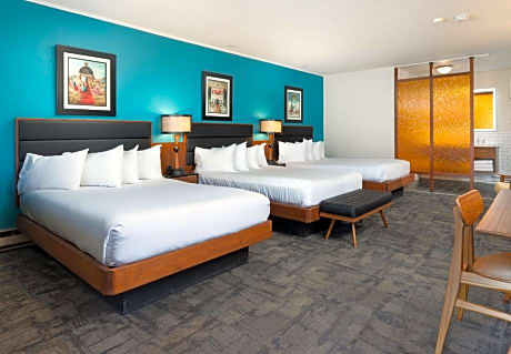 Classic Triple Room