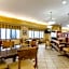 Comfort Suites Salina South