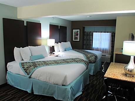 2 Queen Beds Non-Smoking