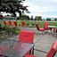 Cedar Hill Lodge