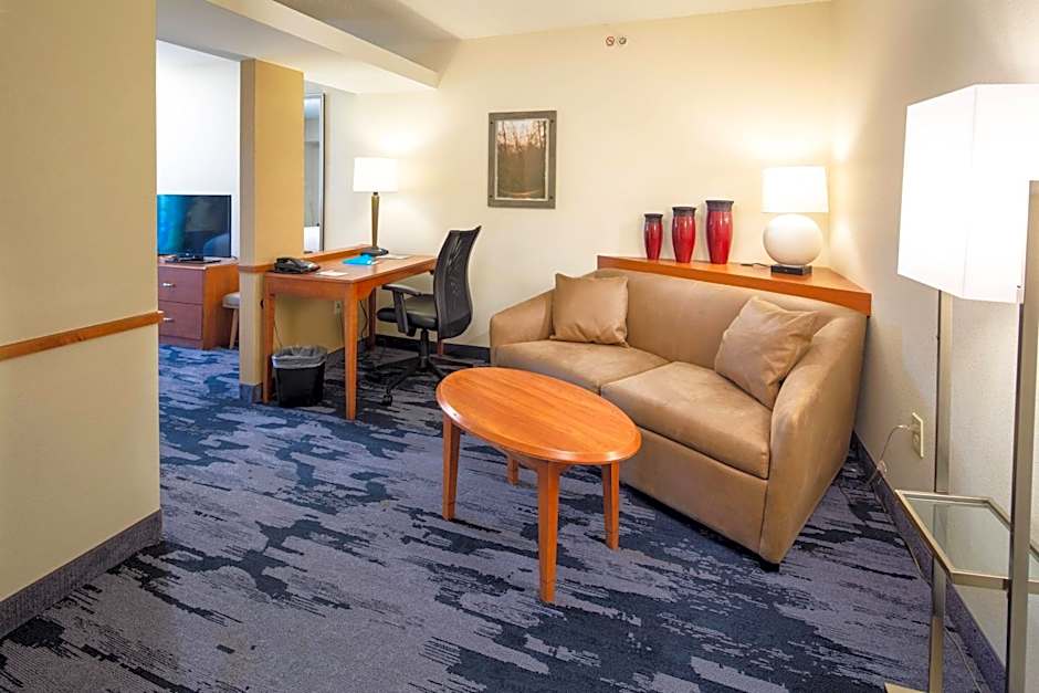 Fairfield Inn & Suites by Marriott South Boston