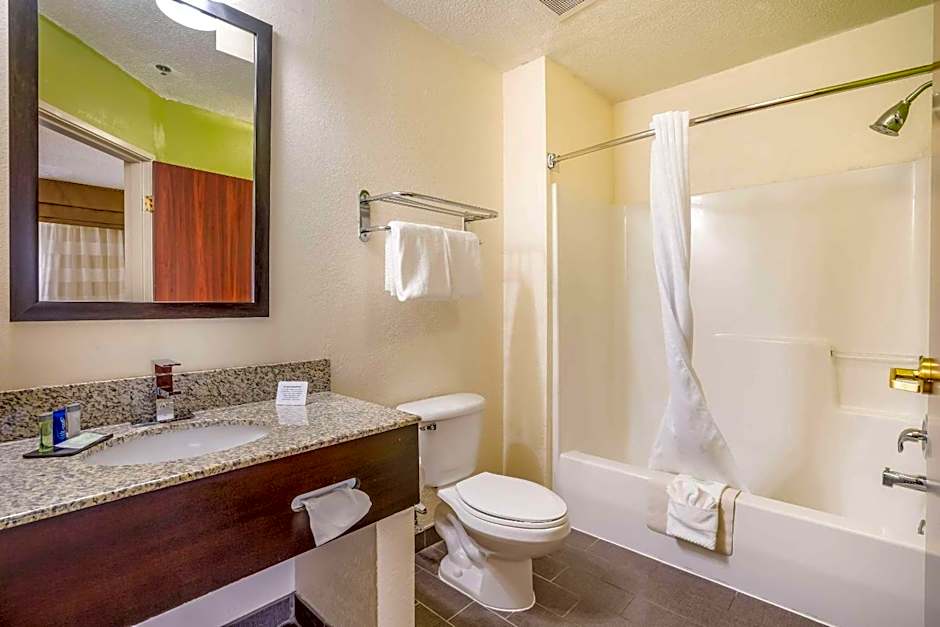 Sleep Inn & Suites Jacksonville near Camp Lejeune