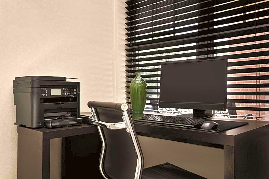 Country Inn & Suites by Radisson, Tampa/Brandon, FL