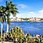 La Quinta Inn & Suites by Wyndham Fort Lauderdale Airport