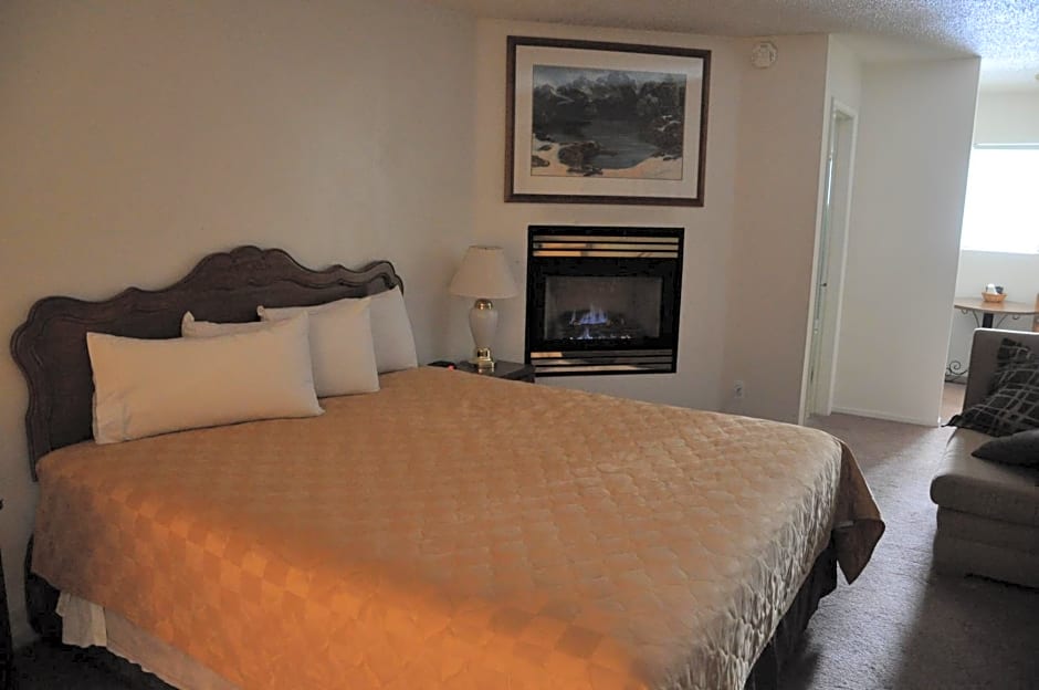 Cedar Inn & Suites