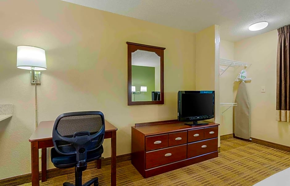Extended Stay America Select Suites - Atlanta - Alpharetta - Rock Mill Rd.