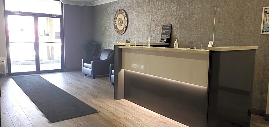 Super 8 by Wyndham Sarnia ON