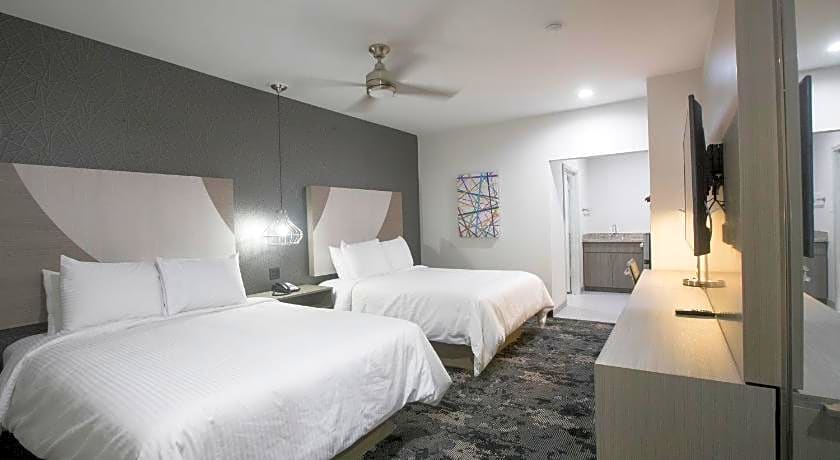 House Hotel