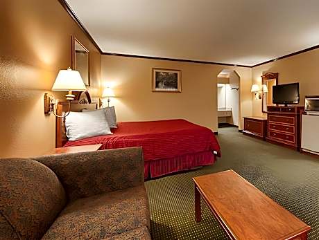 Queen Suite