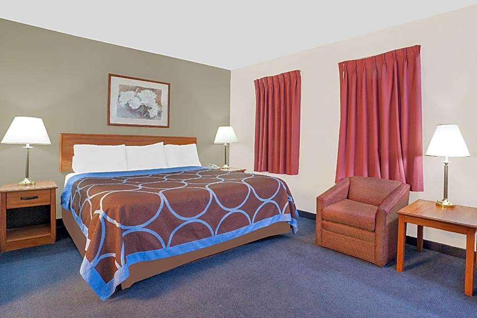 Super 8 by Wyndham Middletown
