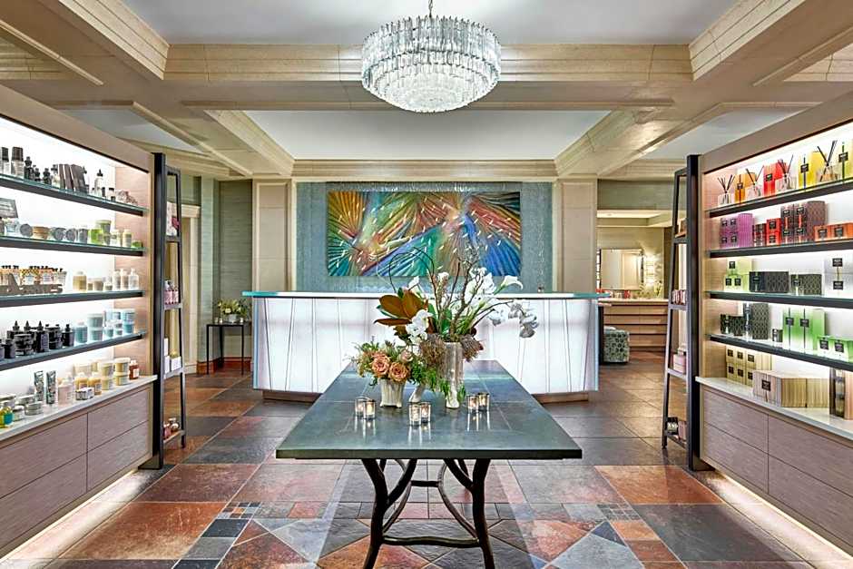 The Del Monte Lodge Renaissance by Marriott Rochester Hotel & Spa