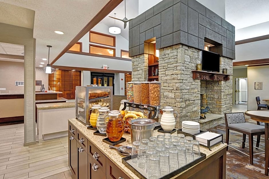 Homewood Suites By Hilton Kansas City/Overland Park