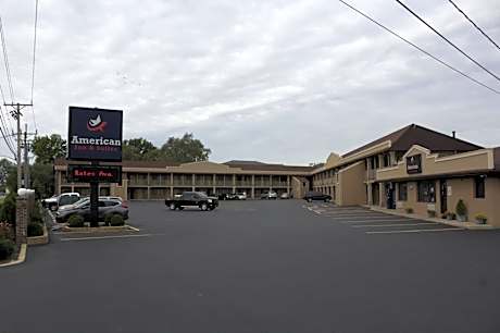 American Inn and Suites