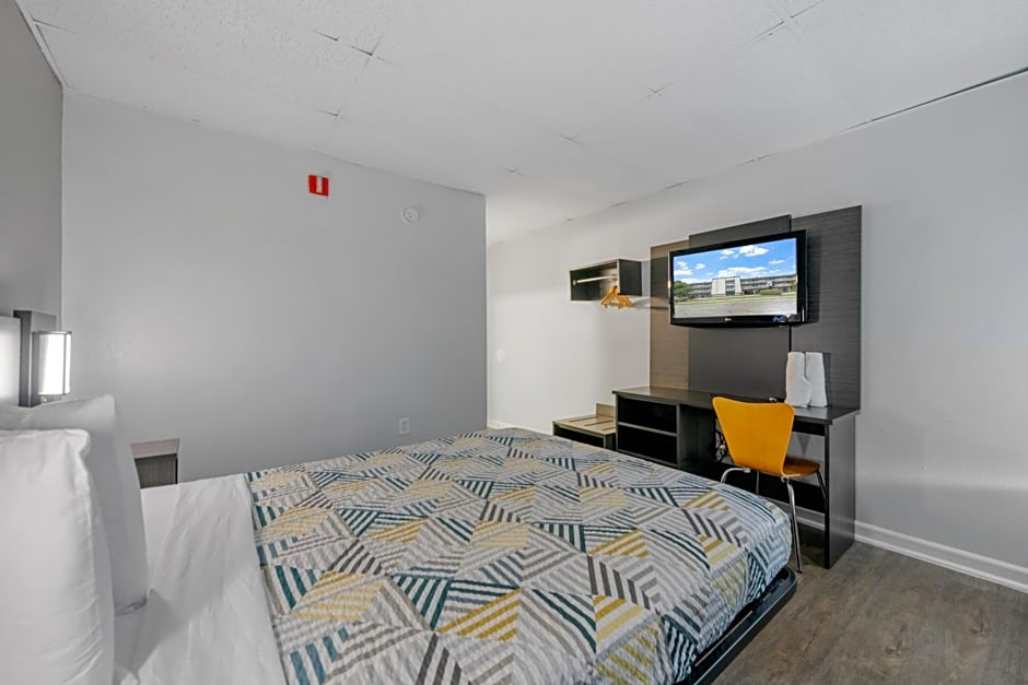 Budget Inn-Norfolk, VA - Oceanview