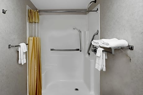 Queen Room with Two Queen Beds - Disability Access/Smoking