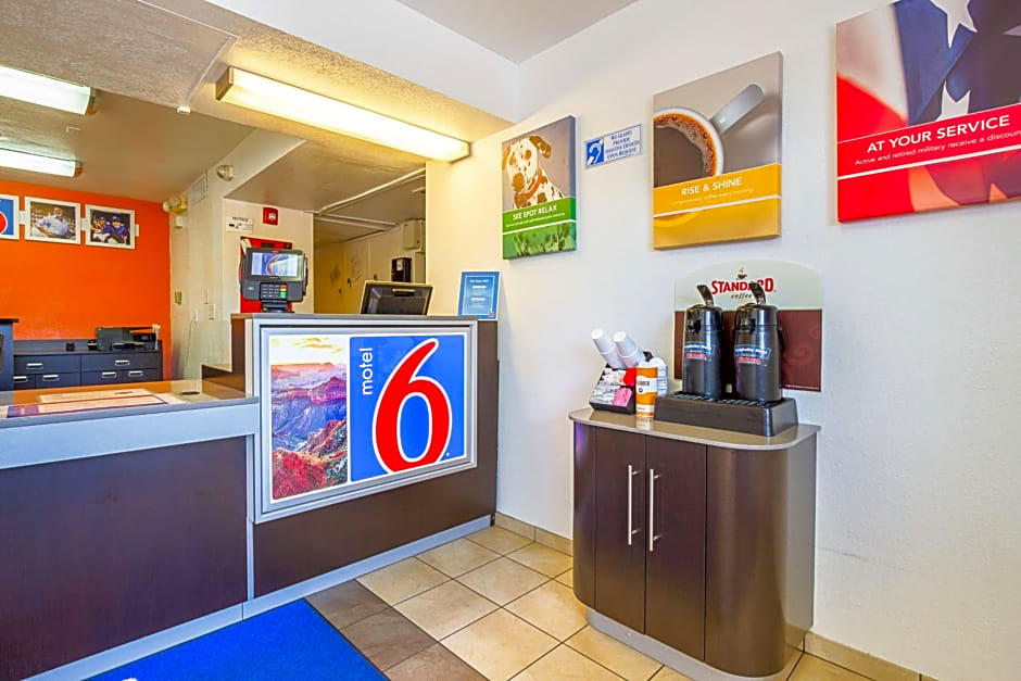 Motel 6 Mesa North