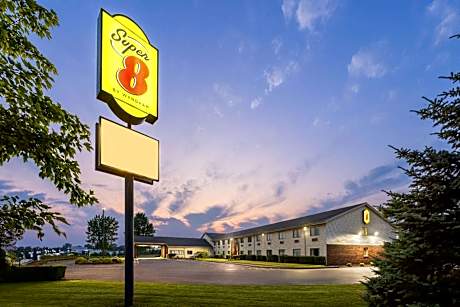 Super 8 by Wyndham Henrietta/Rochester Area
