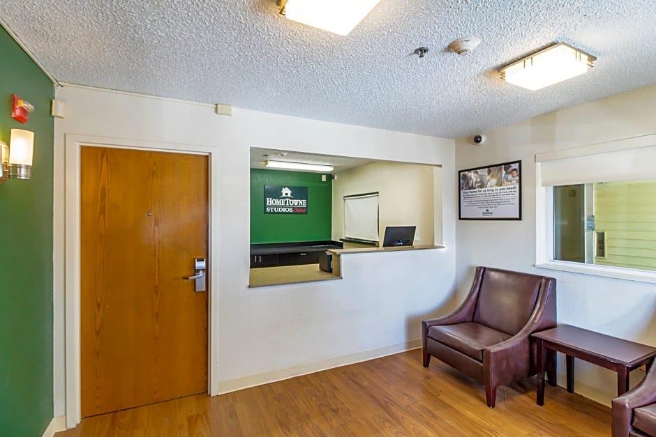 Hometowne Studios Houston - West Oaks/ Energy Corridor