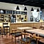 Delta Hotels by Marriott Milwaukee Northwest