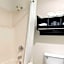 Best Western Saluki Inn