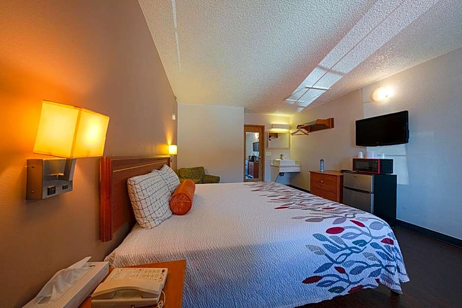 Budget Inn Gladstone By OYO - Portland Clackamas