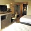 Holiday Inn & Suites PITTSFIELD-BERKSHIRES