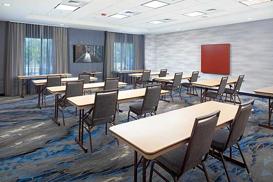 Fairfield Inn & Suites by Marriott South Boston
