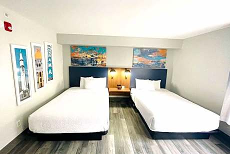 Double Room with Two Double Beds - Disability Access