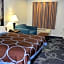 Super 8 by Wyndham Houston Hobby Airport South