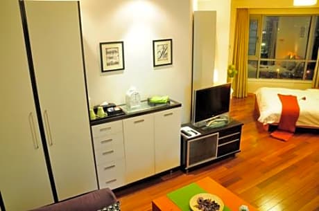 I Shangju Service Apartment