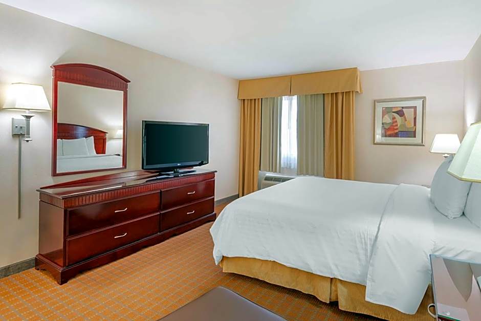 Best Western Plus West Covina Inn