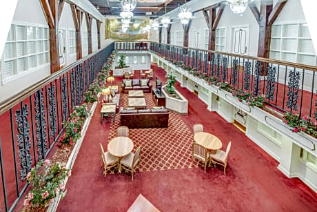 Plaza Suites Downtown New Orleans