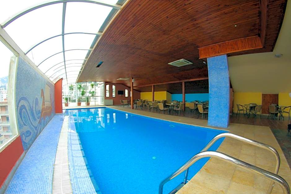 Madisson Hotel
