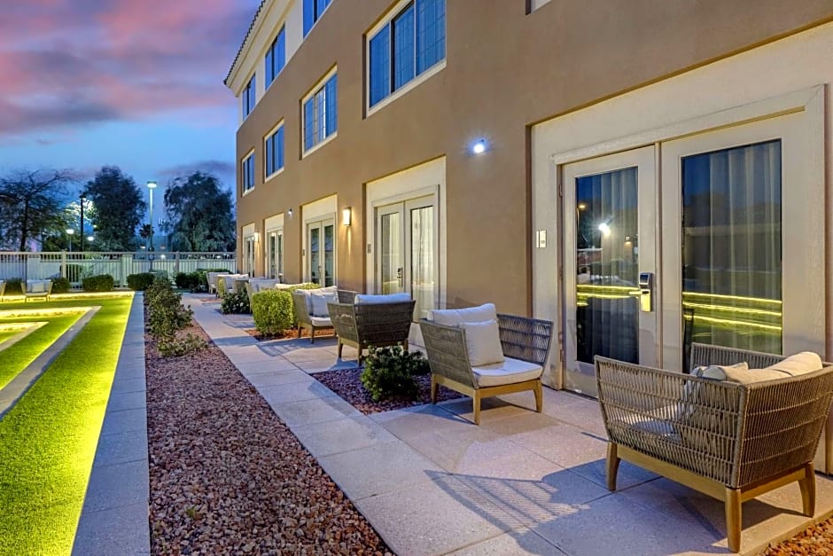 Aiden by Best Western Scottsdale North