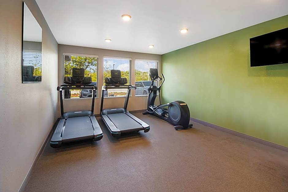 WoodSpring Suites East Lansing - University Area