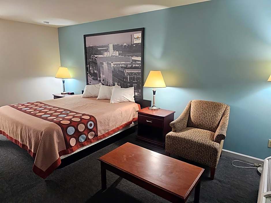 budgetel Inn & Suites