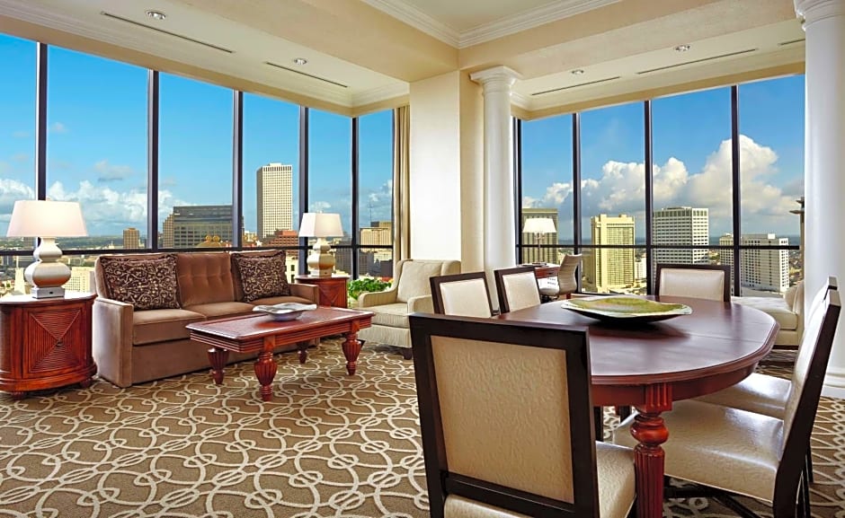 Hilton New Orleans Riverside