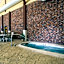 Clarion Inn & Suites At The Outlets Of Lake George