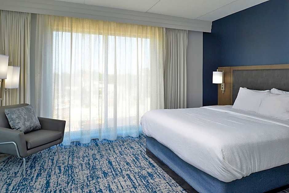Courtyard by Marriott Wilmington Downtown/Historic District
